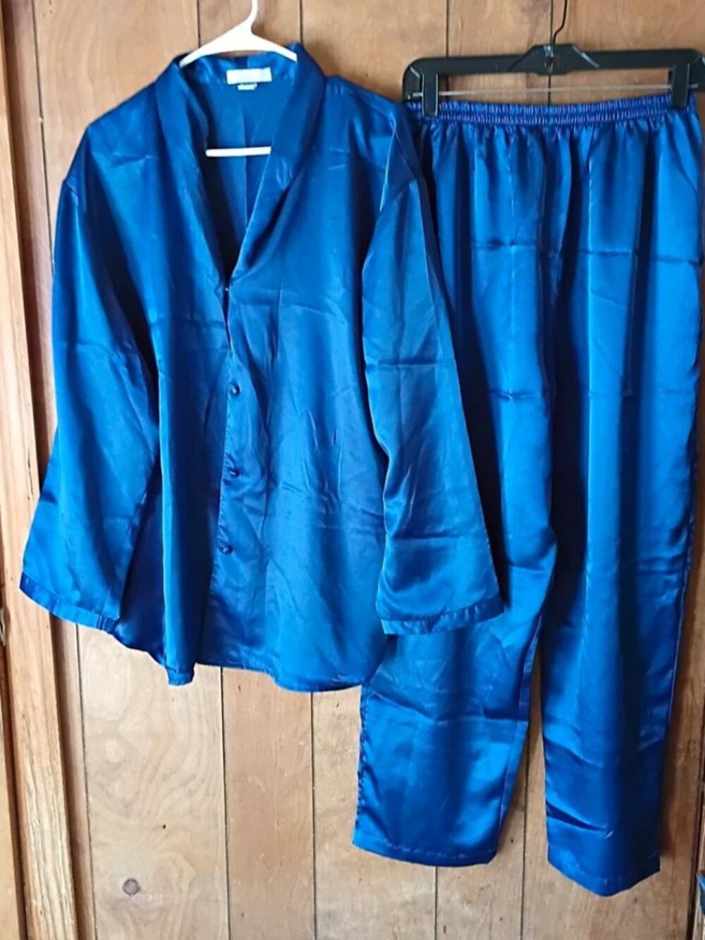 Opulence Women’s Pajama Set Size L Blue Solid Satin Collared Button Front